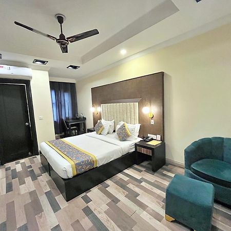 The Oakland Plaza By Orion Hotels Nuova Delhi Esterno foto