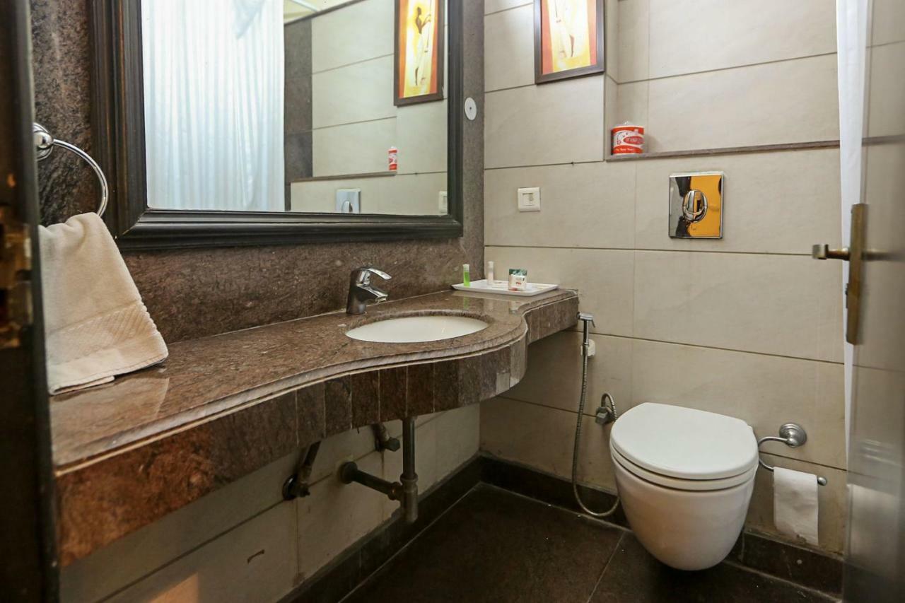 The Oakland Plaza By Orion Hotels Nuova Delhi Esterno foto